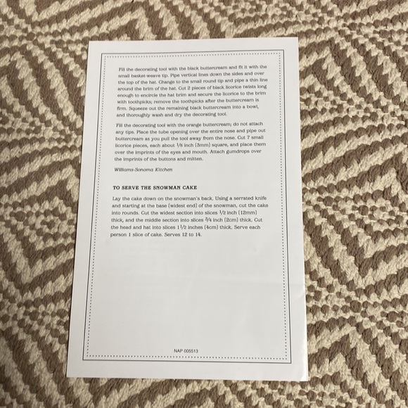 Snowman 3D cake pan Williams-Sonoma - Picture 8 of 8